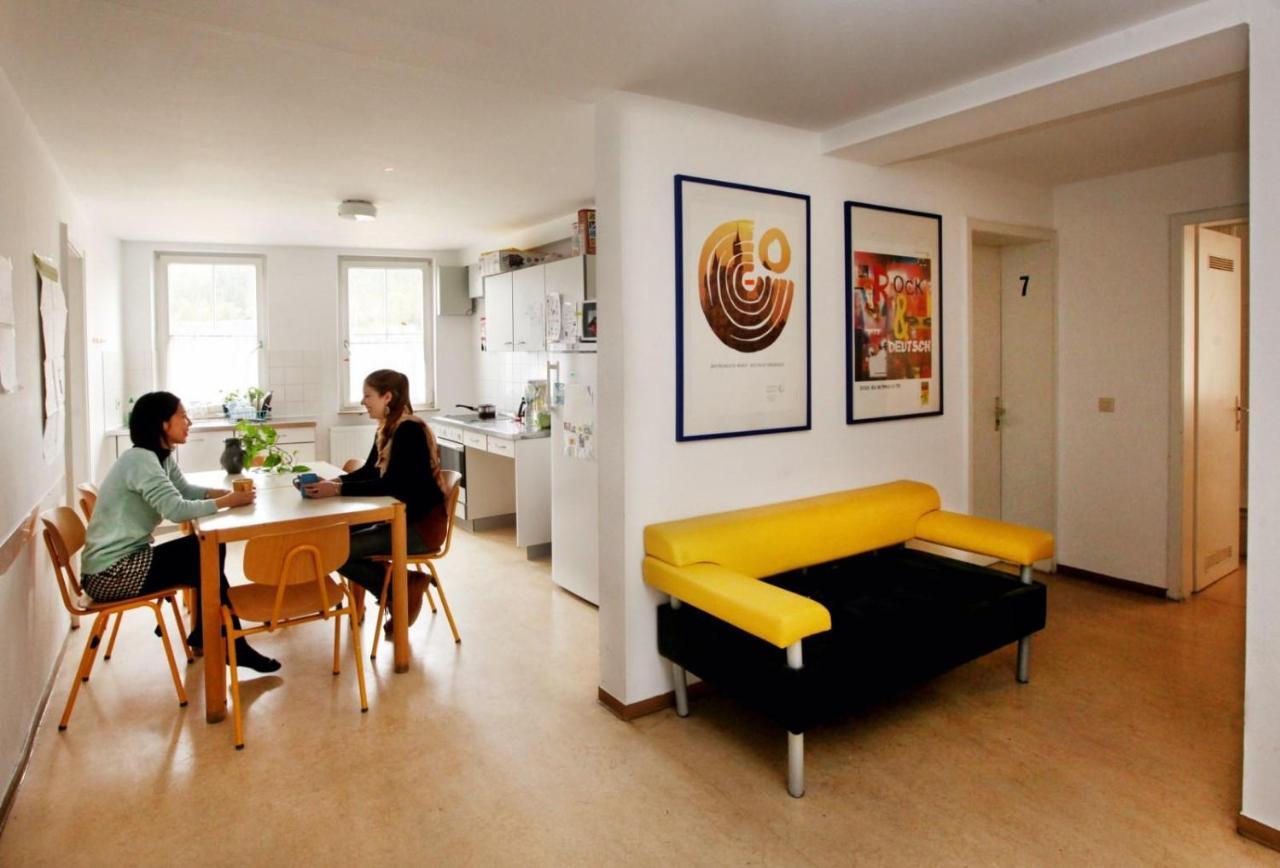 Gaestehaus Goethe-Institut ชเวบิชฮัลล์ ภายนอก รูปภาพ